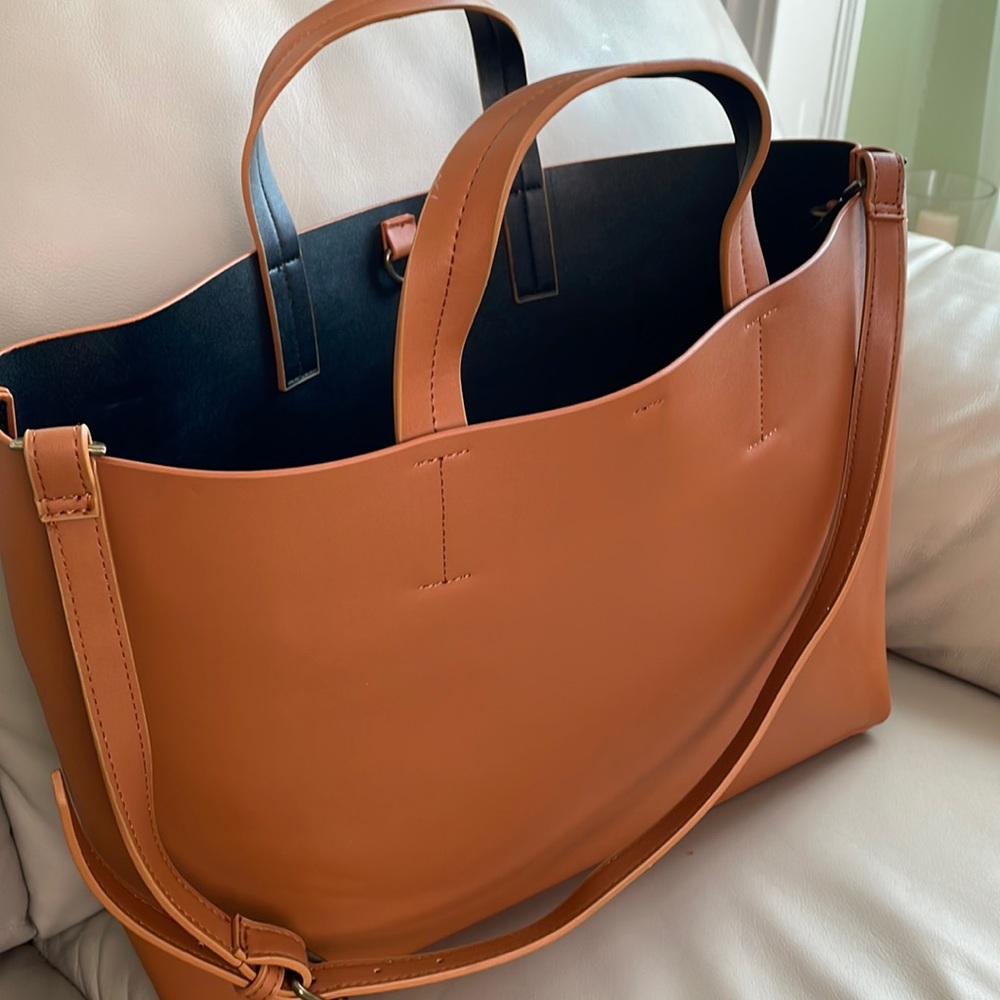 COPY - Silence and Noise bucket bag